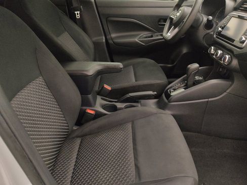 Used 2021 Nissan Versa S FWD image 21