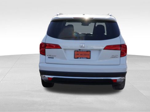 Used 2018 Honda Pilot Elite image 6