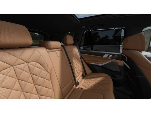 New 2026 BMW X5 M60i w/ Executive Package AWD/4WD image 12