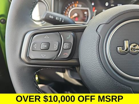 New 2025 Jeep Gladiator Mojave w/ Convenience Group AWD/4WD image 16