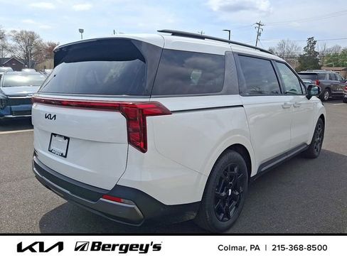 New 2026 Kia Carnival SX FWD image 3