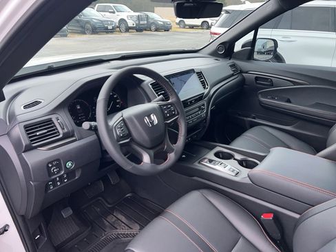 Certified 2025 Honda Ridgeline TrailSport+ image 13
