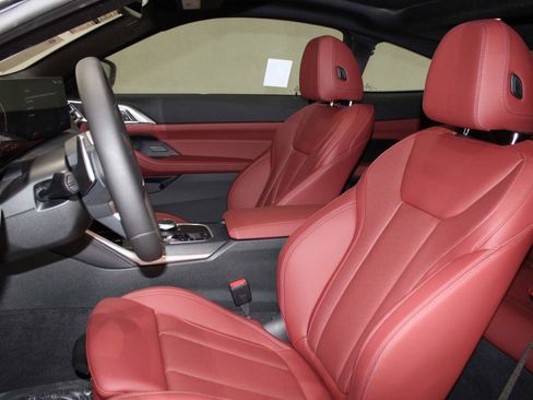 Used 2025 BMW 430i Coupe w/ M Sport Package image 13