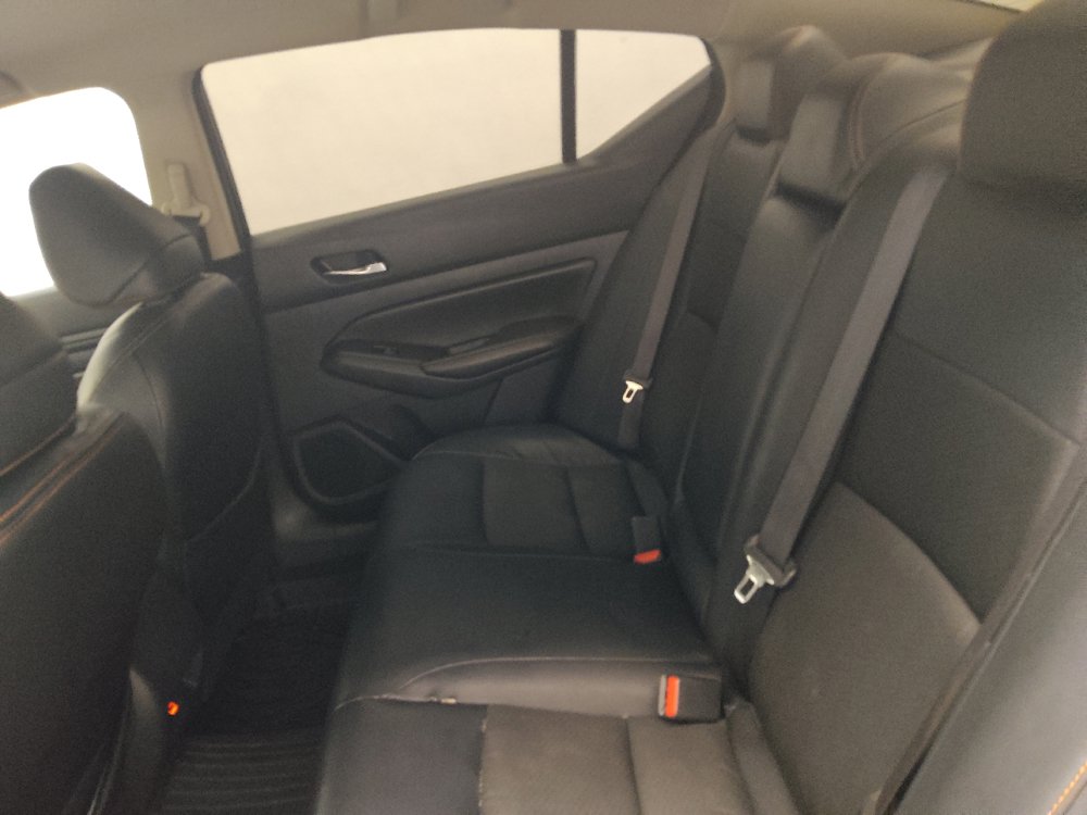 Used 2019 Nissan Altima 2.5 SR FWD image 18