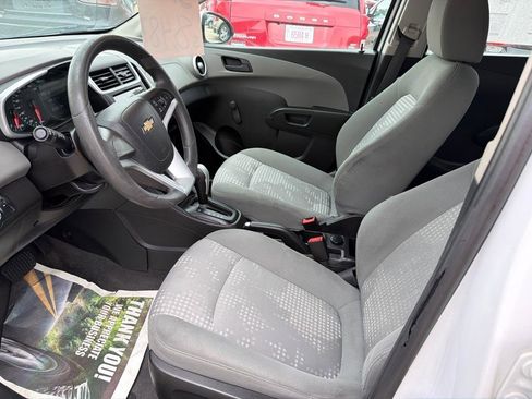 Used 2017 Chevrolet Sonic LT FWD image 10