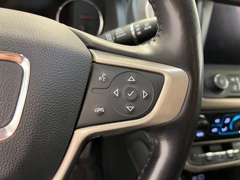 Used 2021 GMC Acadia Denali w/ Denali Ultimate Package image 20