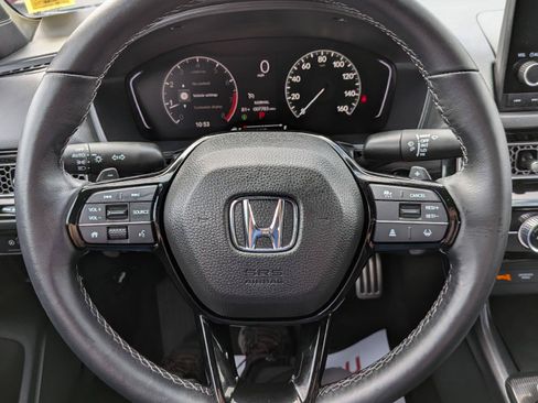 Used 2025 Honda Civic Sport image 15
