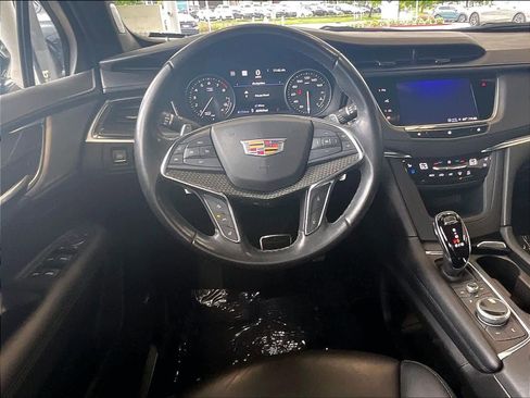 Used 2021 Cadillac XT5 Sportv w/ LPO, ONYX Package AWD/4WD image 7