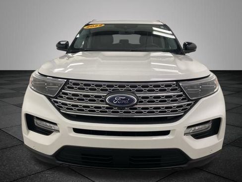 Used 2022 Ford Explorer Limited w/ Hybrid Equipment Group 310A image 2