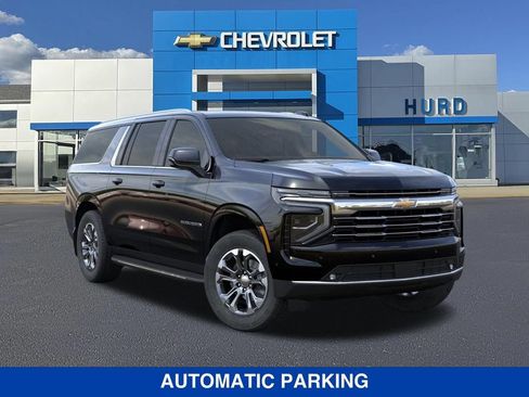 New 2026 Chevrolet Suburban LT w/ Comfort Package AWD/4WD image 8