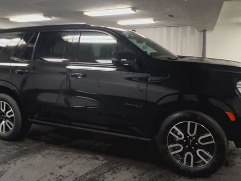 Certified 2023 GMC Yukon AT4 w/ AT4 Premium Plus Package AWD/4WD image 2