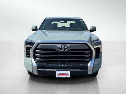 Used 2026 Toyota Tundra Limited AWD/4WD image 5
