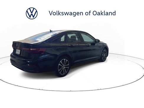 New 2026 Volkswagen Jetta Sport FWD image 8