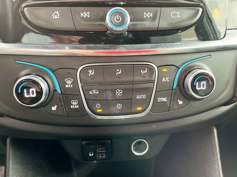 Used 2023 Chevrolet Traverse RS w/ LPO, Floor Liner Package FWD image 16