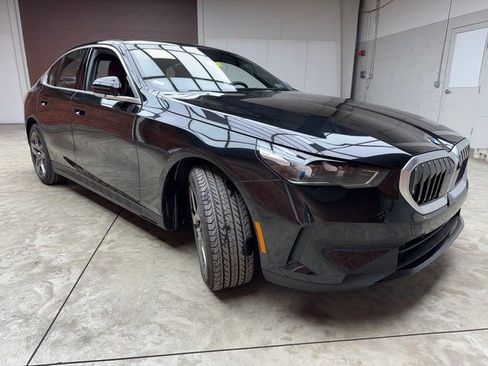 New 2026 BMW 530i xDrive 530i xDrive w/ Premium Package image 7