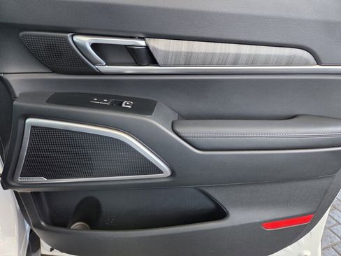 Used 2024 Kia Telluride EX image 22