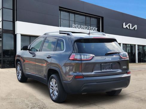 Used 2020 Jeep Cherokee Latitude Plus FWD image 6