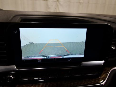 Used 2024 GMC Sierra 2500 SLE w/ SLE Value Package; image 24