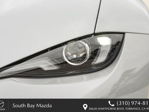 New 2026 MAZDA MX-5 Miata Club w/ Interior Package RWD image 4