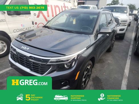 Used 2025 Kia Seltos S FWD image 1