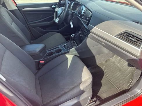 Used 2019 Volkswagen Jetta S image 15