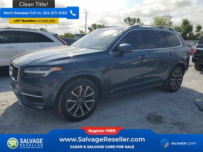Used 2019 Volvo XC90 T5 Momentum w/ Protection Package Premier