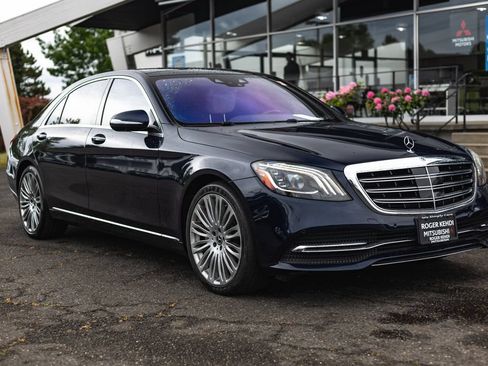 Used 2020 Mercedes-Benz S 560 Sedan image 9
