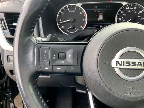 Used 2021 Nissan Rogue SL w/ Premium Package image 23