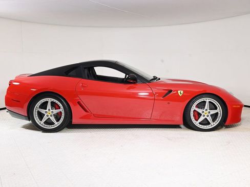 Used 2011 Ferrari 599 GTB Fiorano image 10