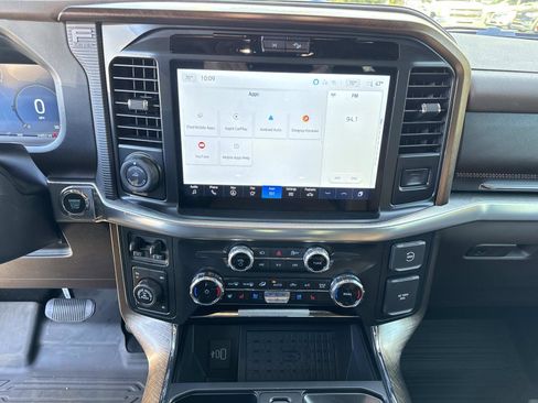 Used 2025 Ford F150 King Ranch w/ FX4 Off-Road Package image 23