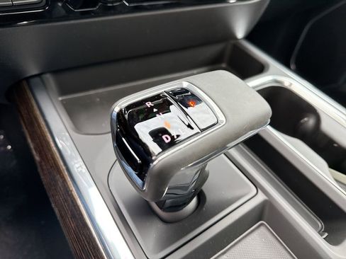 New 2026 GMC Sierra 1500 Elevation w/ Elevation Premium Package AWD/4WD image 16