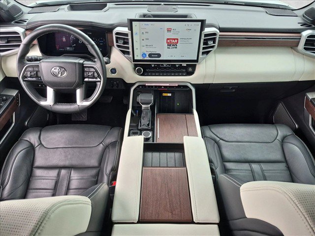 Used 2024 Toyota Sequoia Capstone AWD/4WD image 24