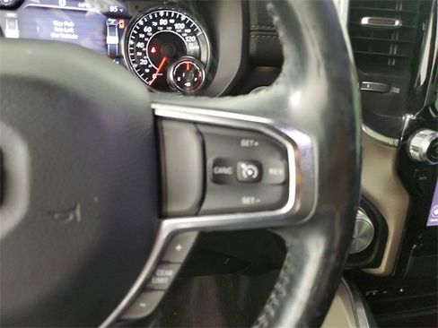 Used 2019 RAM 1500 Laramie image 25
