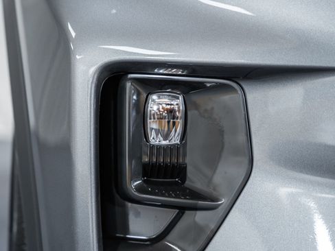 Certified 2025 Ford Explorer Active w/ Active Comfort Package image 10