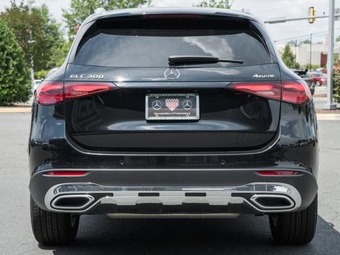 Used 2025 Mercedes-Benz GLC 300 4MATIC image 6