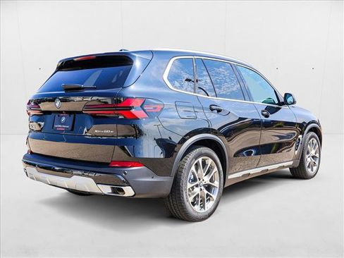 Used 2026 BMW X5 xDrive50e w/ Executive Package AWD/4WD image 5