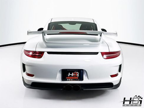 Used 2015 Porsche 911 GT3 RWD image 7