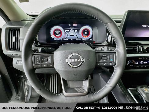 Certified 2026 Nissan Pathfinder SL FWD image 11