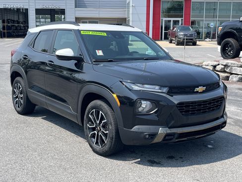 Used 2021 Chevrolet TrailBlazer ACTIV AWD/4WD image 1