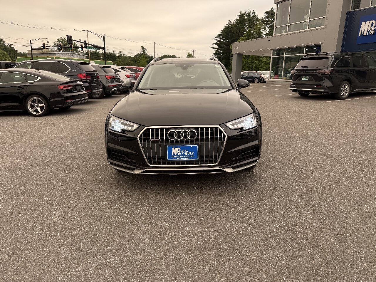 Used 2018 Audi A4 2.0T allroad Premium Plus AWD/4WD image 4