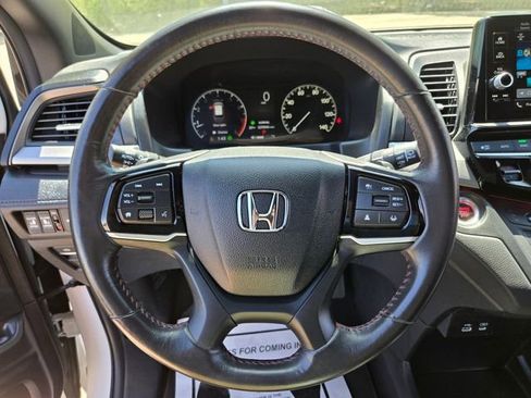 Used 2025 Honda Odyssey Sport-L image 30