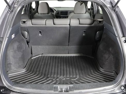 Used 2022 Honda HR-V Sport image 16