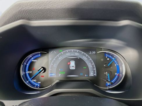 New 2025 Toyota RAV4 XLE image 15