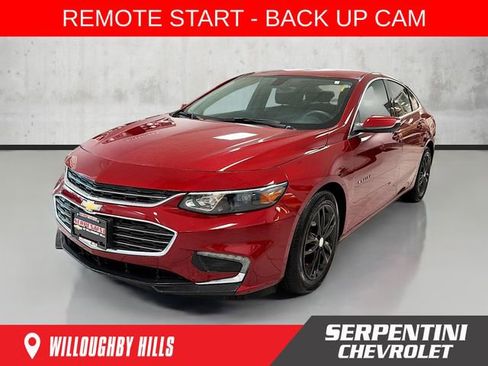 Used 2018 Chevrolet Malibu LT image 1