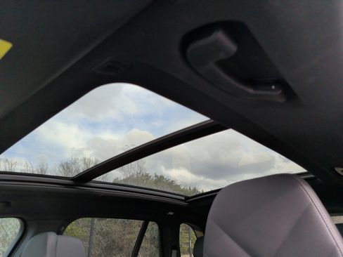 Used 2024 BMW X5 xDrive40i w/ M Sport Package image 30