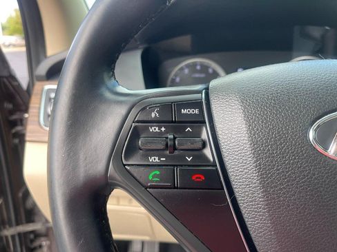 Used 2017 Hyundai Sonata Limited image 22