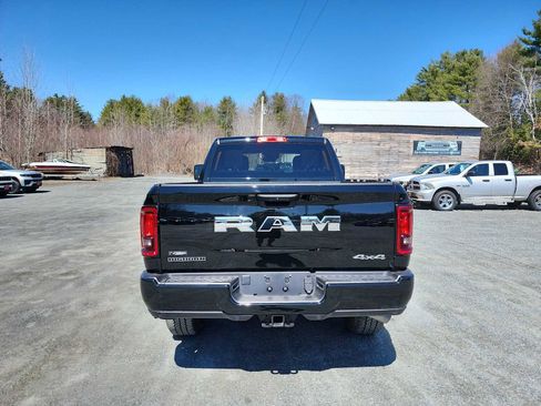 New 2026 RAM 3500 Big Horn AWD/4WD image 17