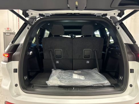 New 2026 Jeep Grand Cherokee L Laredo image 33