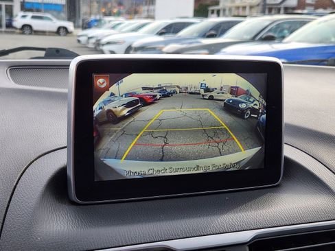 Used 2014 MAZDA MAZDA3 i Grand Touring image 26