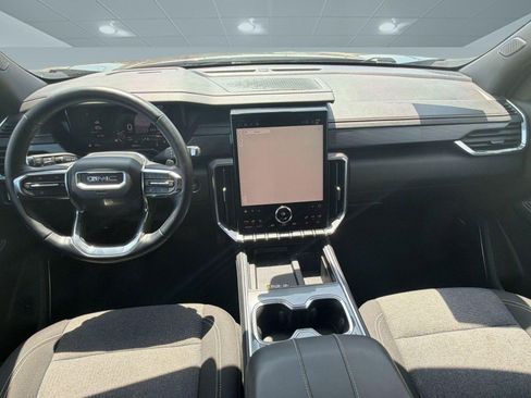 Used 2025 GMC Acadia Elevation FWD image 14